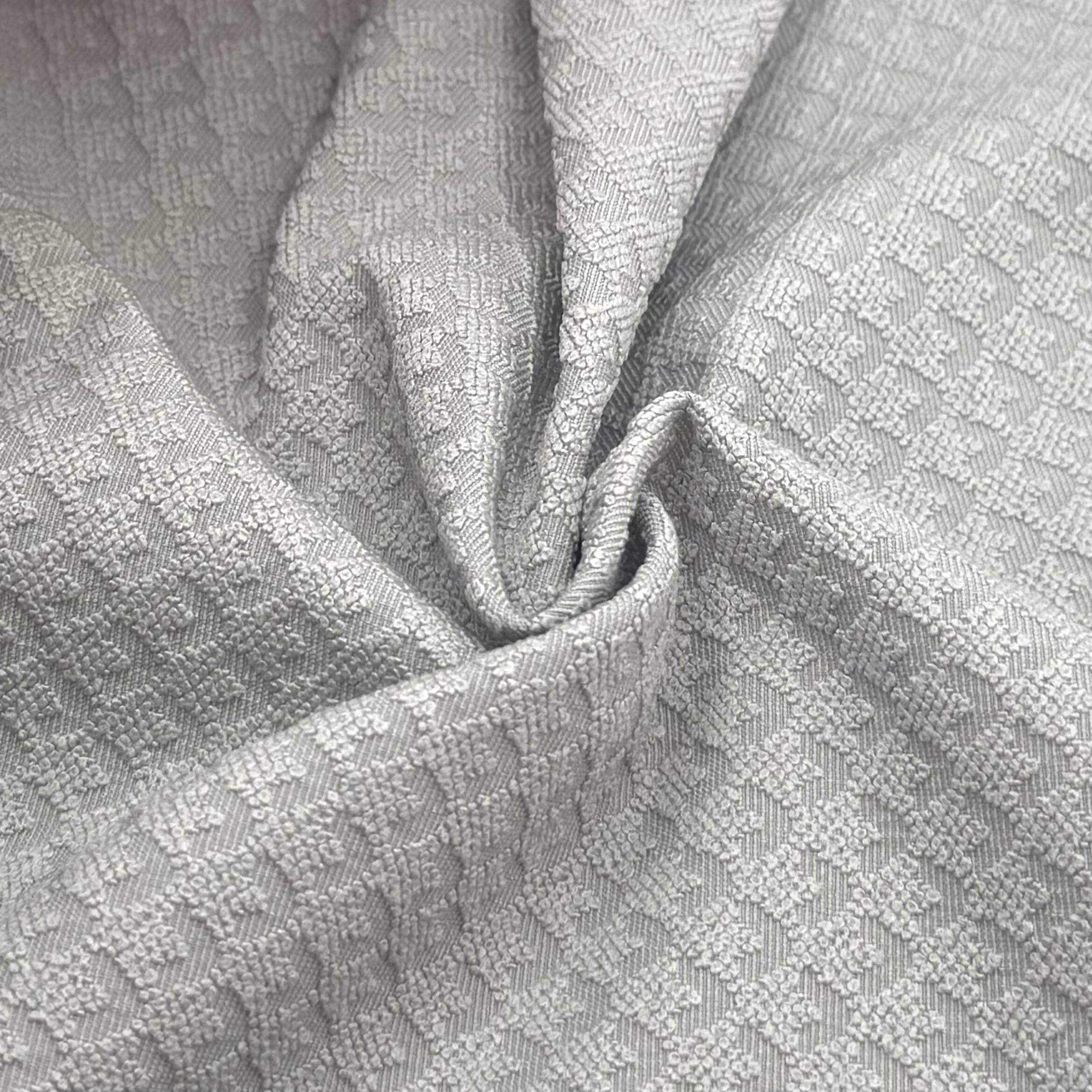 What Are the Latest Trends in Stretchy Polyester Fabric for Apparel?