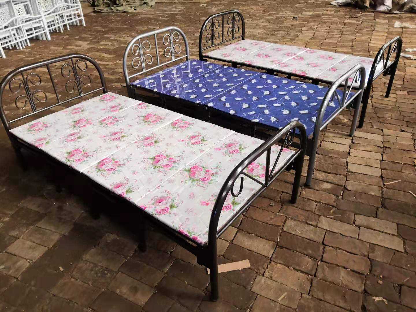 cheap folding bed bedroom furniture collapsible portable iron foldable mattress beds metal single folding beds for adults manufacture