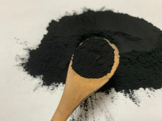 مسحوق الكربون المنشط لإزالة اللون من مياه الصرف الصحي الناتجة عن صناعة النسيج والصباغة