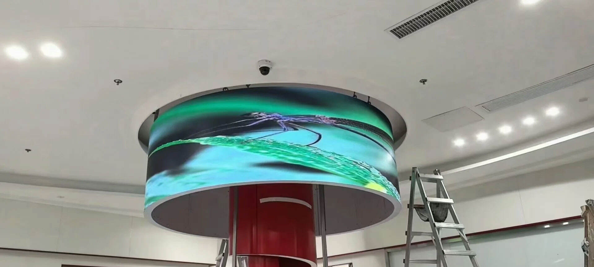 ¿Qué parámetros técnicos son importantes para las pantallas LED de escenario en cuanto al rendimiento?