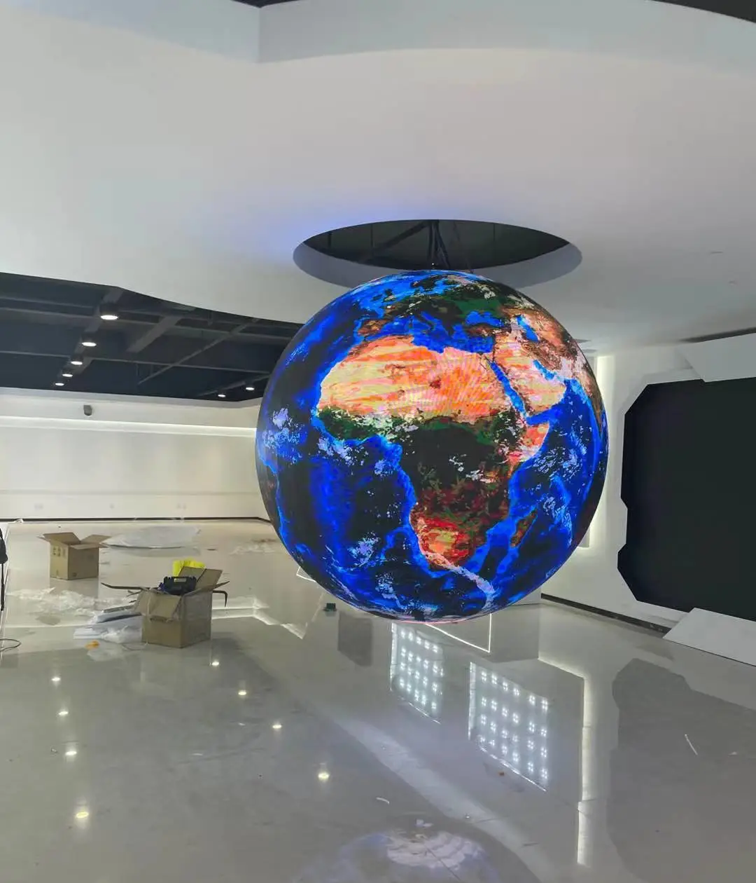 Сферический LED-экран погружение для зрителей
