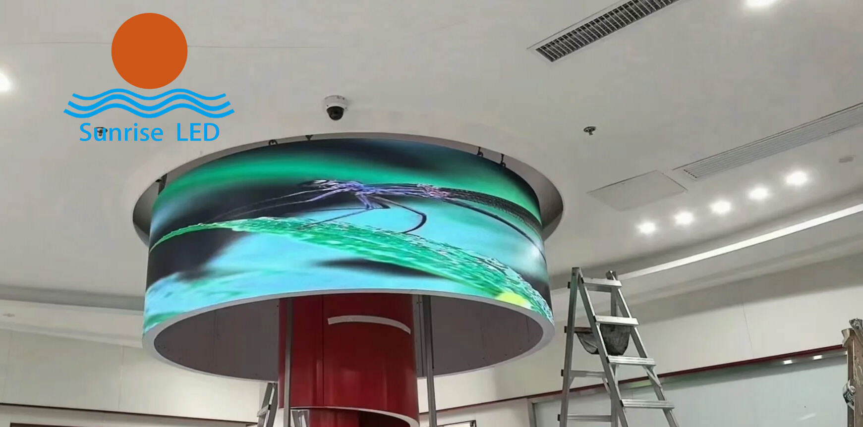 Wie passt sich eine flexible LED-Anzeige an eine gekrümmte Installation an?