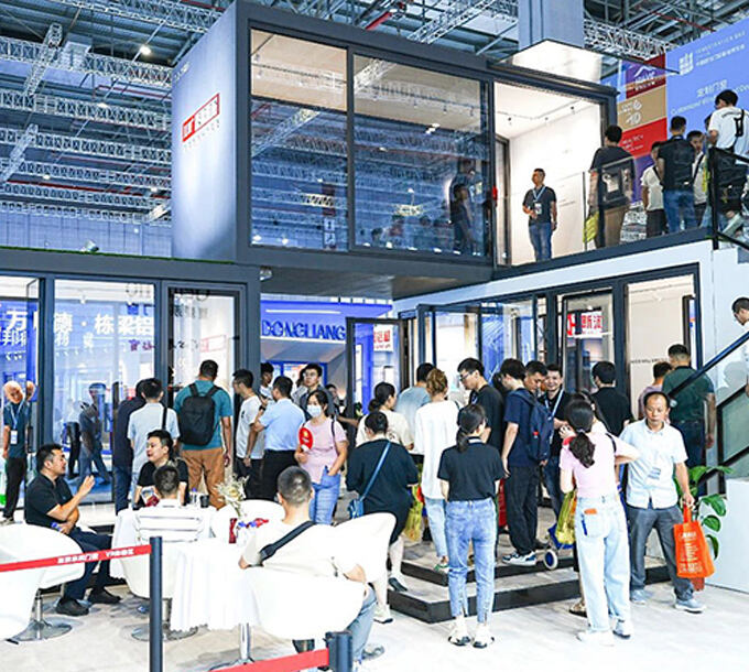 Molti clienti esteri hanno visitato Greensee per esplorare nuove opportunità di collaborazione