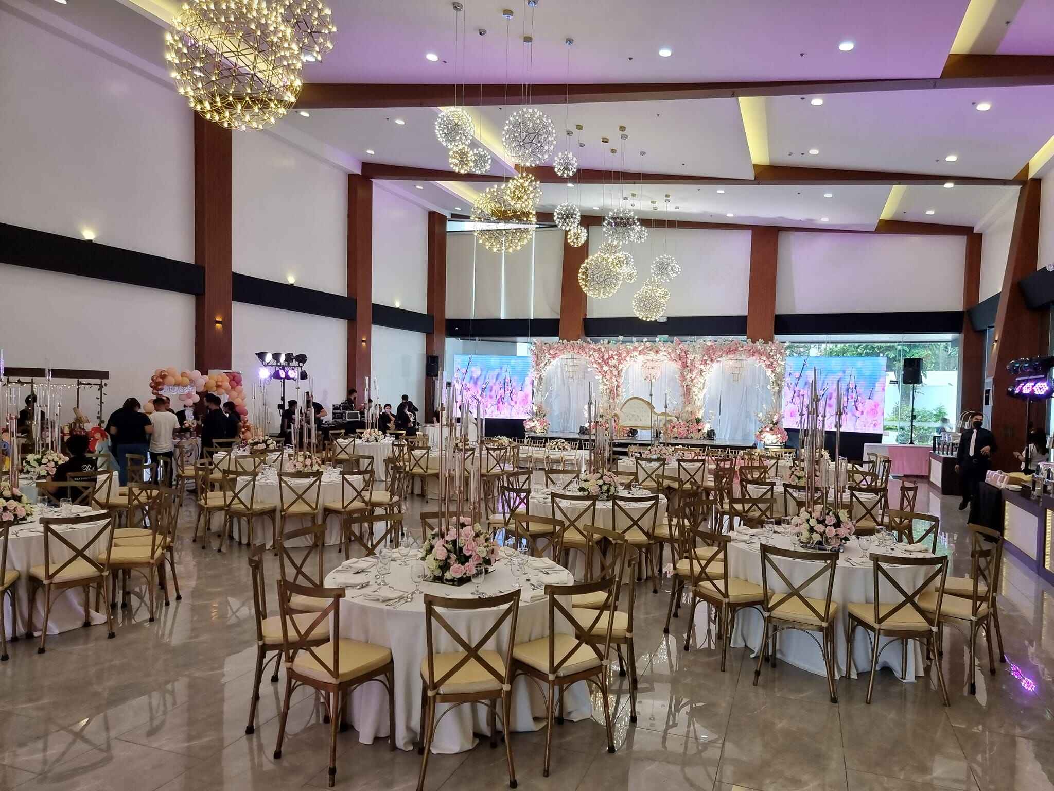 The Chandelier Events Place