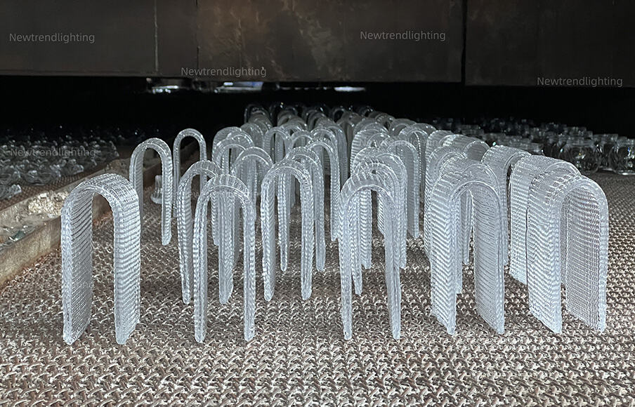 Ateş ve Hassasiyetin Sanatı: Özel Cam Mükemmelliği Yaratmak