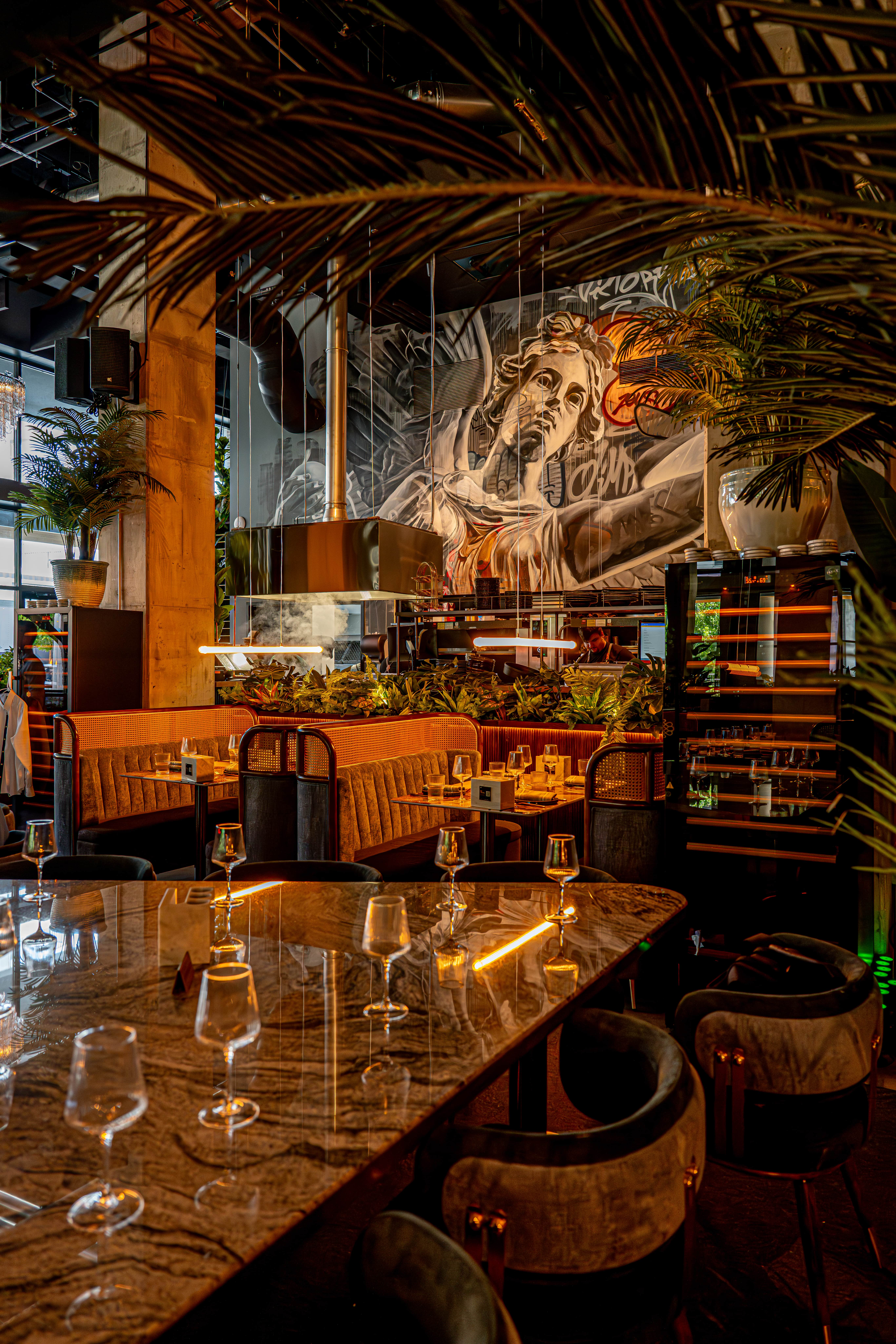 V Modern Italian Nashville