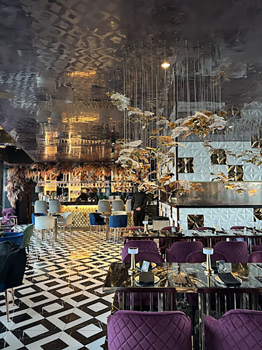 Glass leaf dining room chandelier (3).jpg