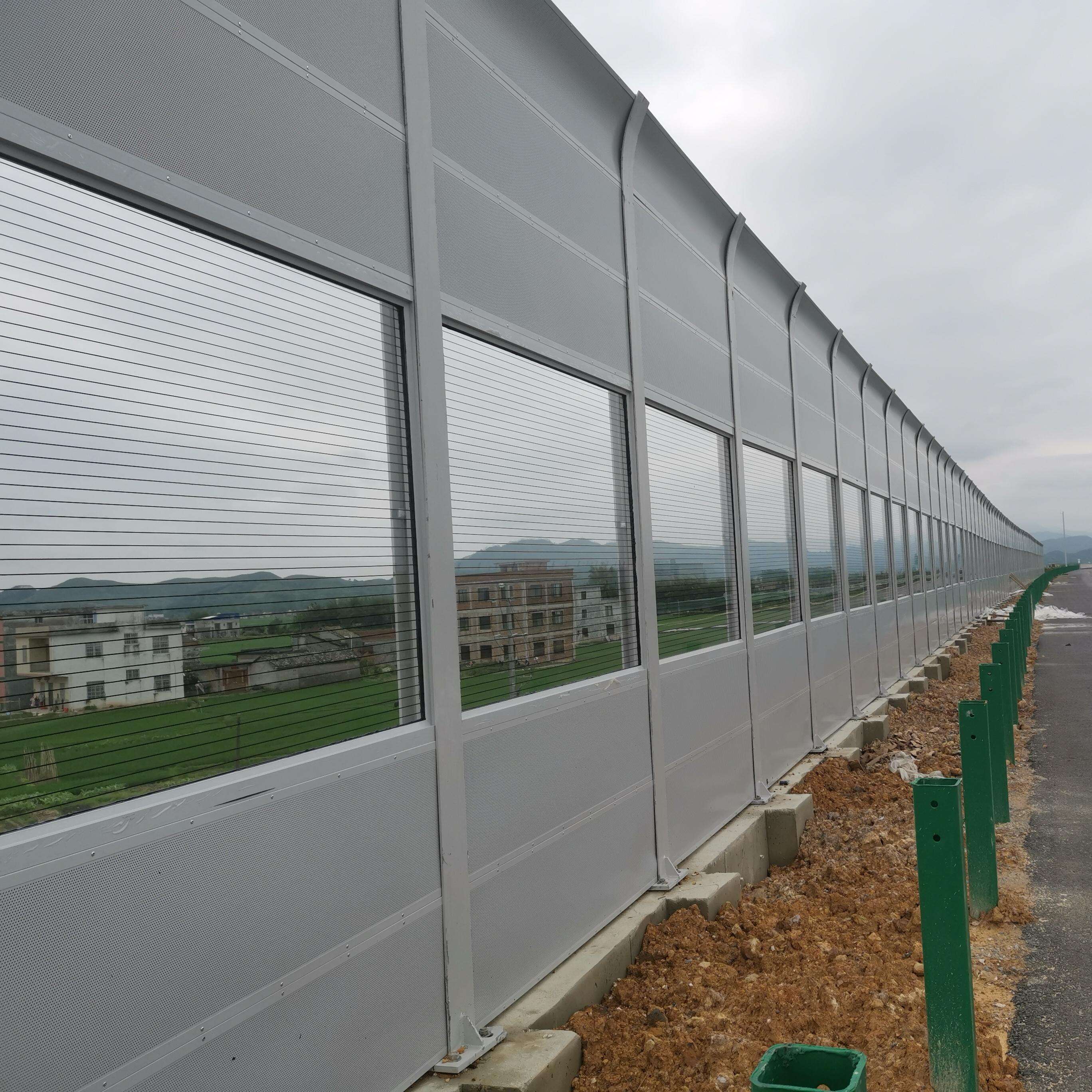 Durable and Long-Lasting Soundproof Panels for Retailers