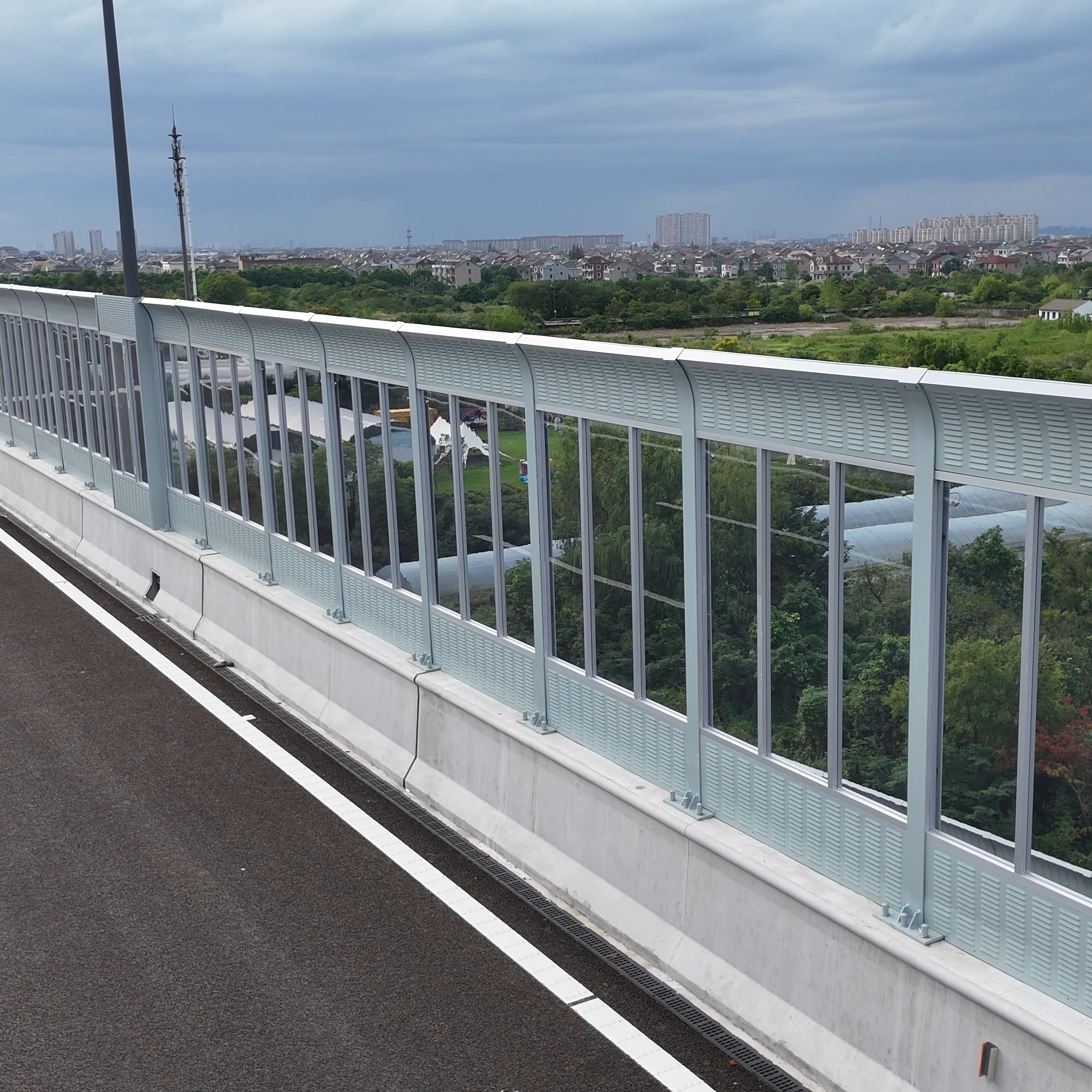 Noise Barrier Fence Installation Tips