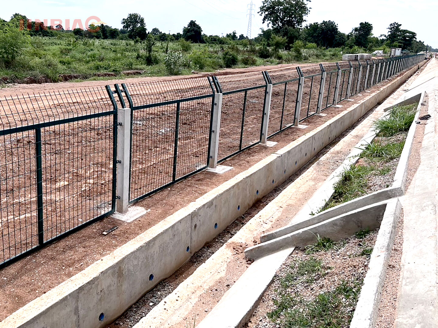 Thailand railway project-Railway fence