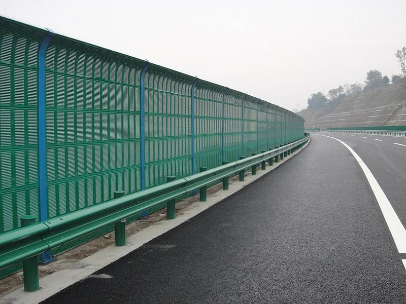 What Should Be Noted When Installing Highway Noise Barriers