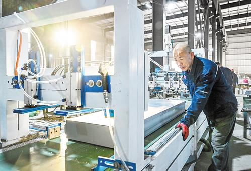 Wire Mesh 2.0: How a Hebei Traditional Manufacturer Leads Transformation with AI & Smart Manufacturing