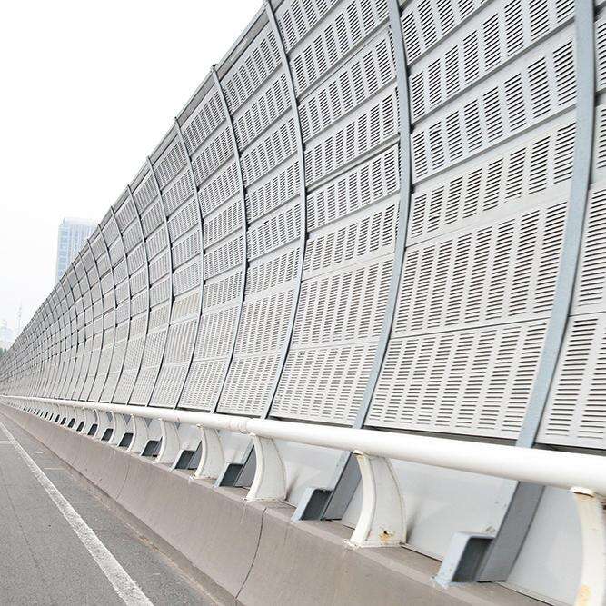 耐久性があり長持ちする防音壁製品が利用可能