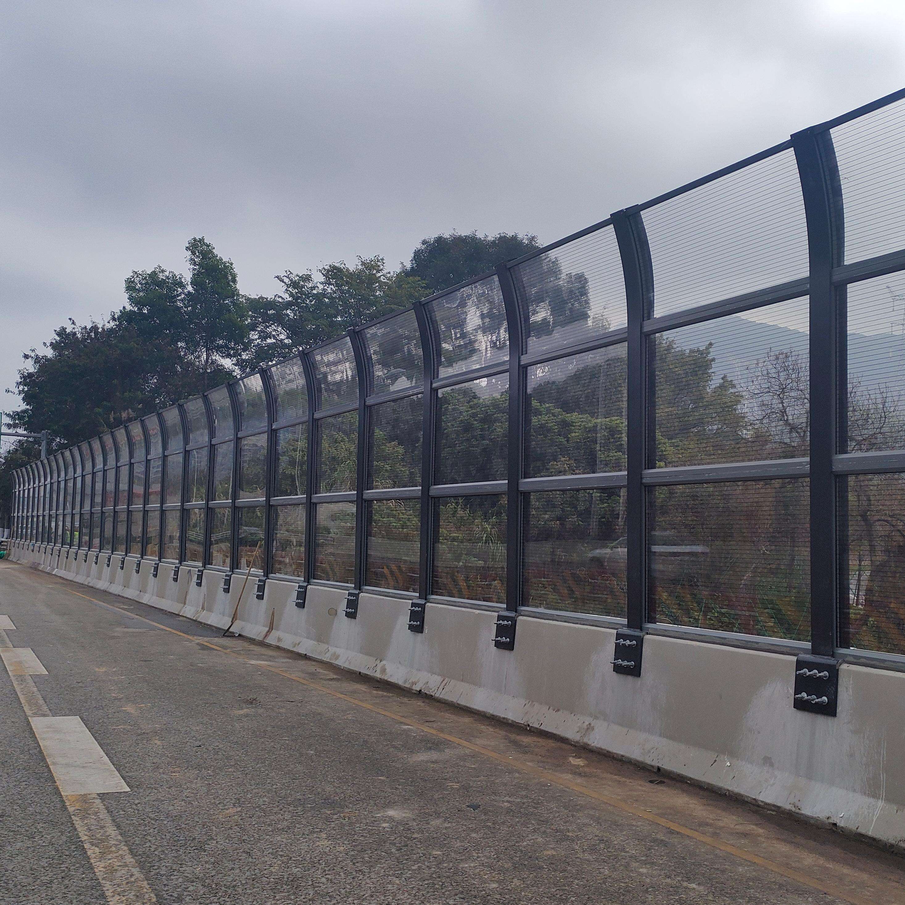 特定の騒音管理ニーズに応じてカスタマイズ可能なソリューション