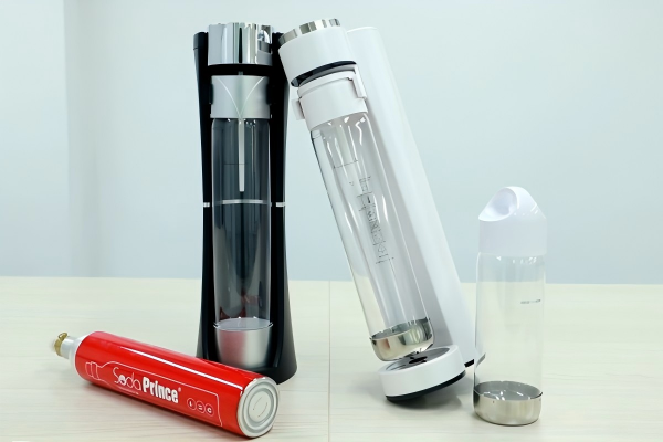 Тұрмыстық көпіршікті сусын жасайтын машина