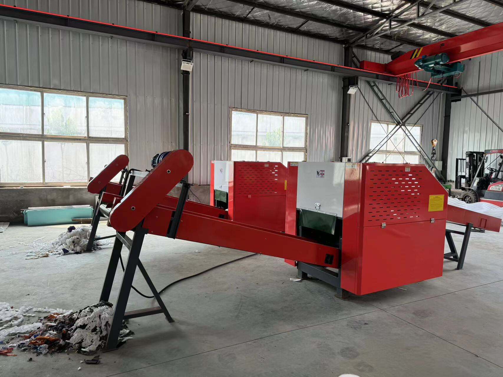 Waste Fabric Cutting Machine2.jpg