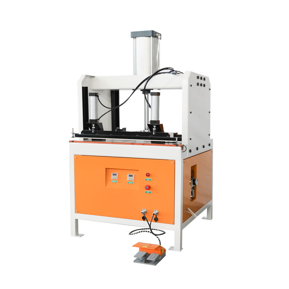 Pillow Cover Cutting And Stitching Machine