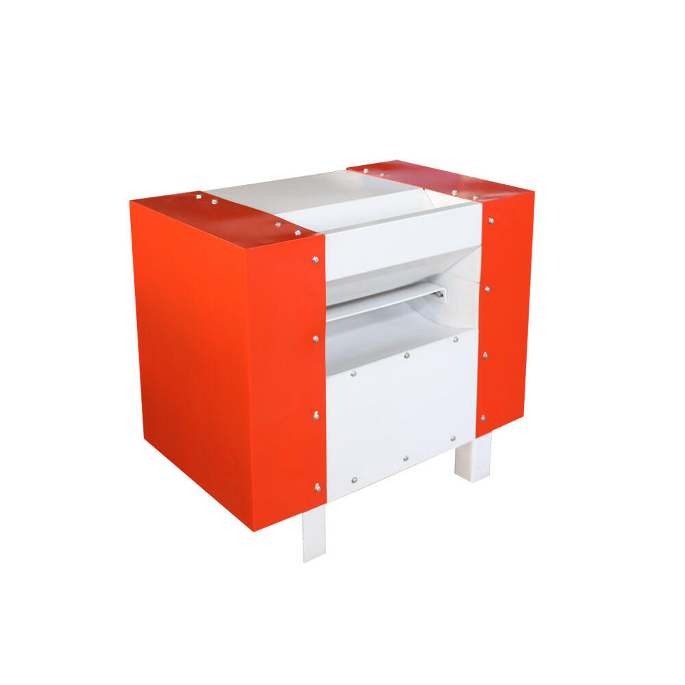 Machine industrielle d'ouverture de fibres pour le traitement des fibres de polyester et de coton