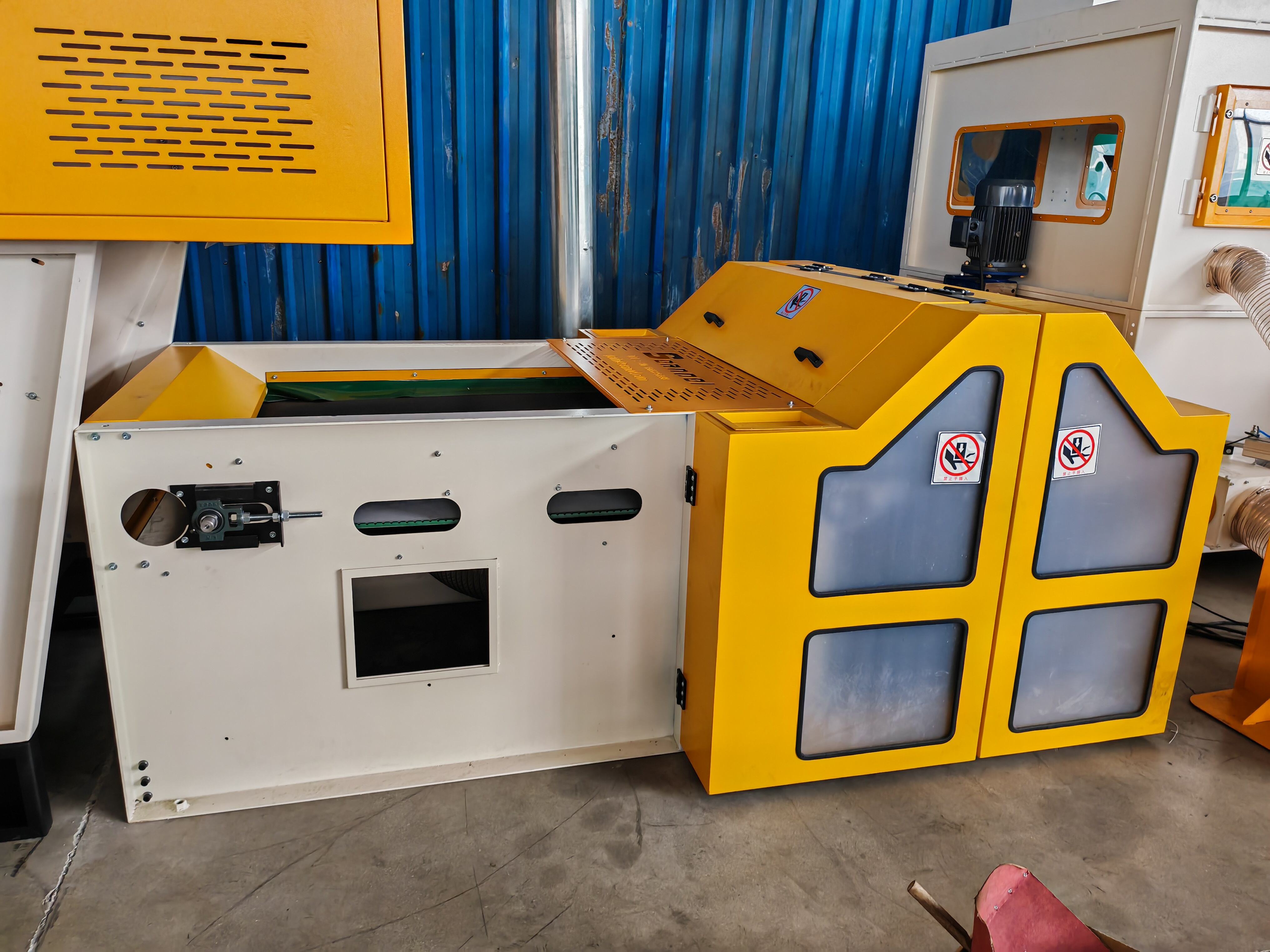 Fiber Opening Machine-2.jpg