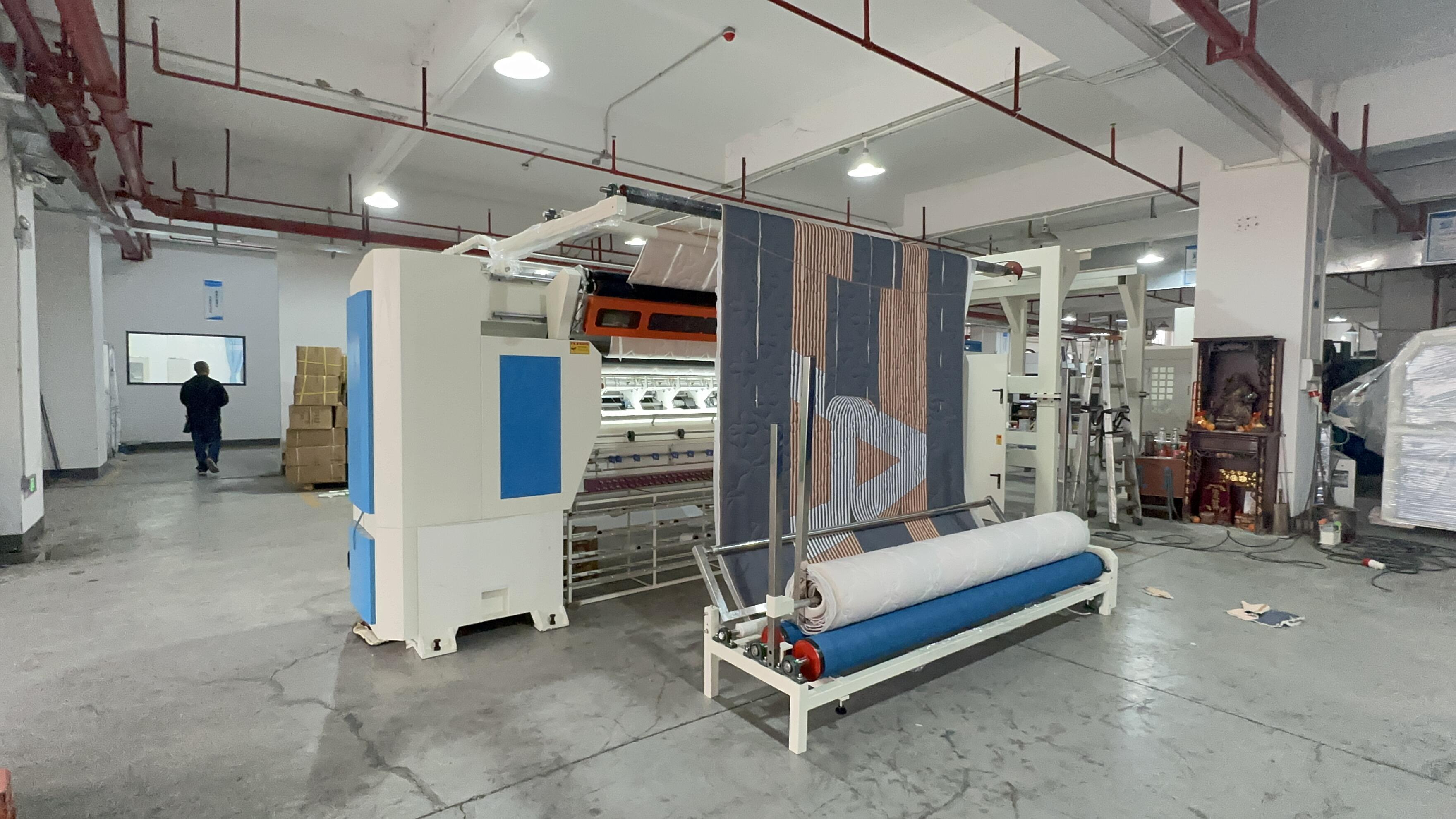 Multi Needle Quilting Machine-4.JPG