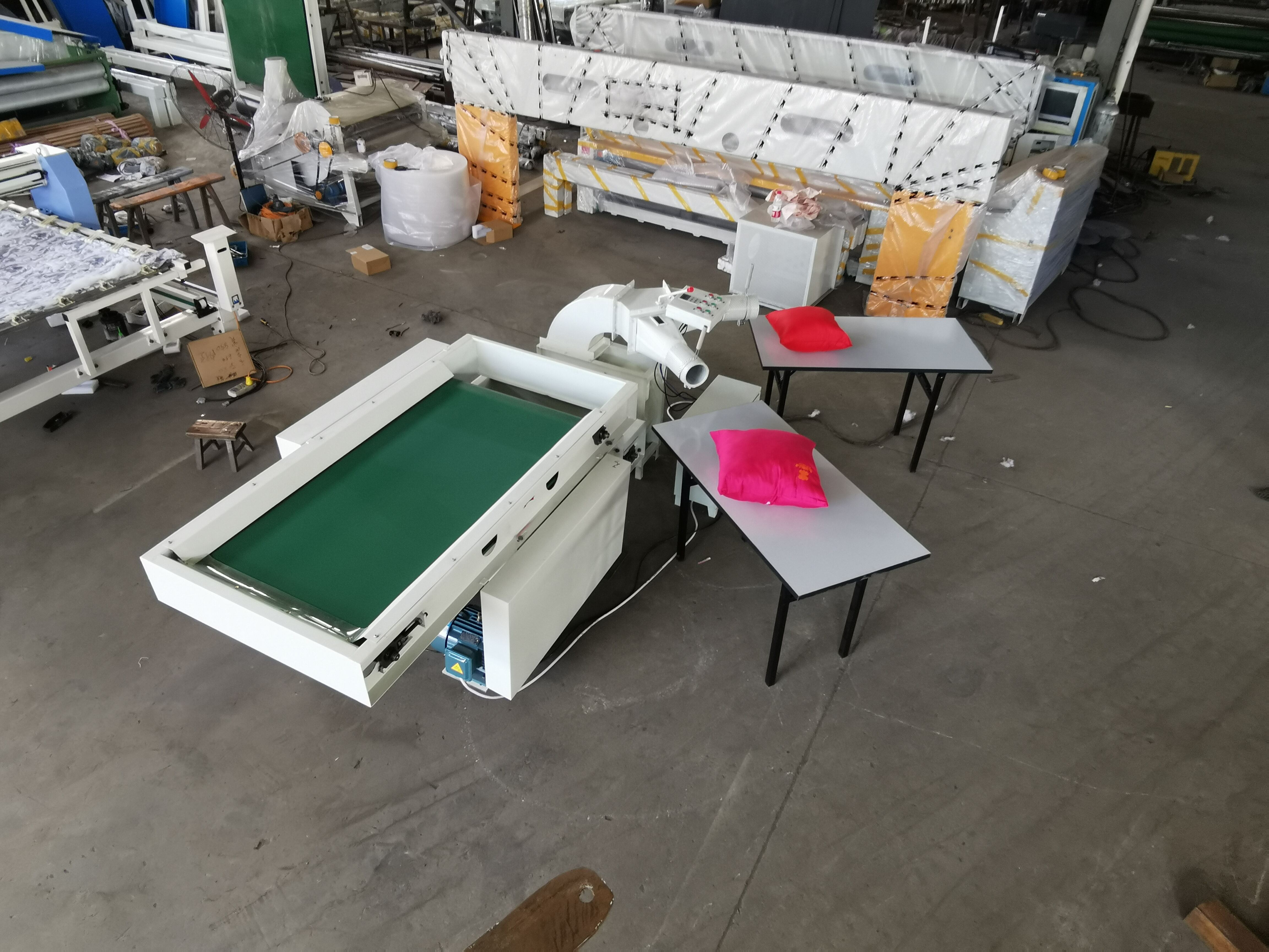 Pillow Filling Machine-3.jpg