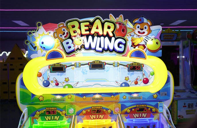 Bear Bowling Kinder Arcade Bowling Spielautomat Detail1.jpg