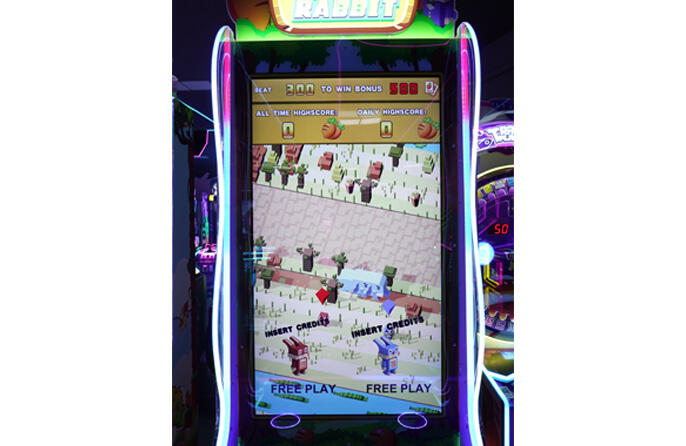 تفاصيل لعبة Go Go Rabbit Crossy Road Arcade Ticket Redemption 2.jpg