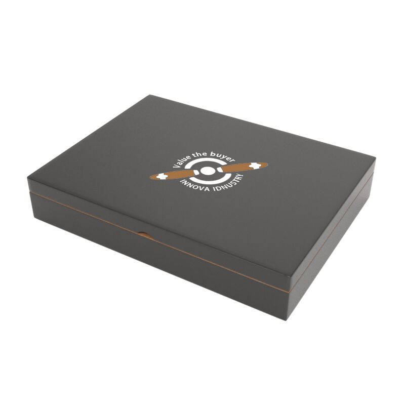 Caja de puros artesanal para humidificador de madera
