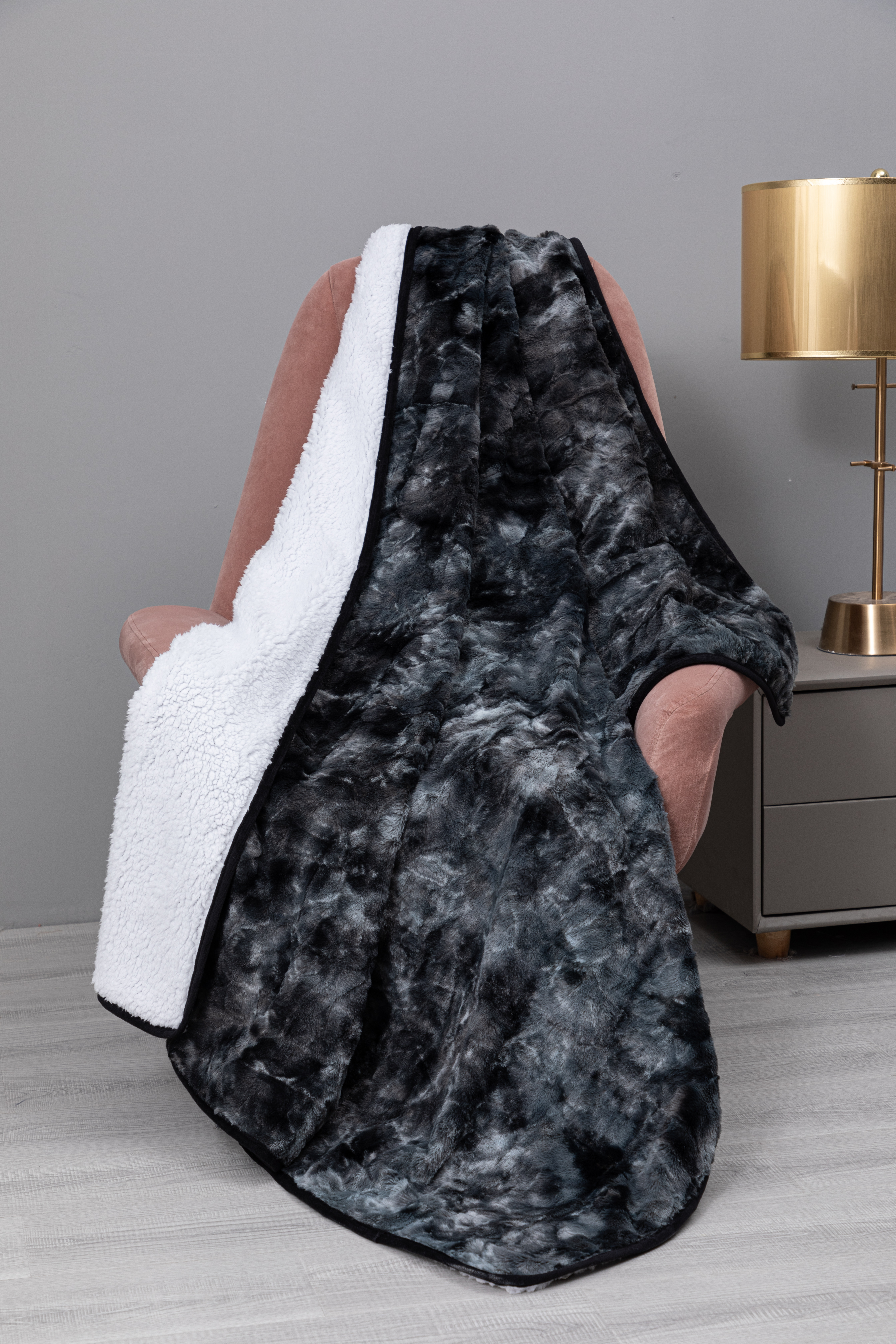 Comforter Sets: Style and Comfort in One Package