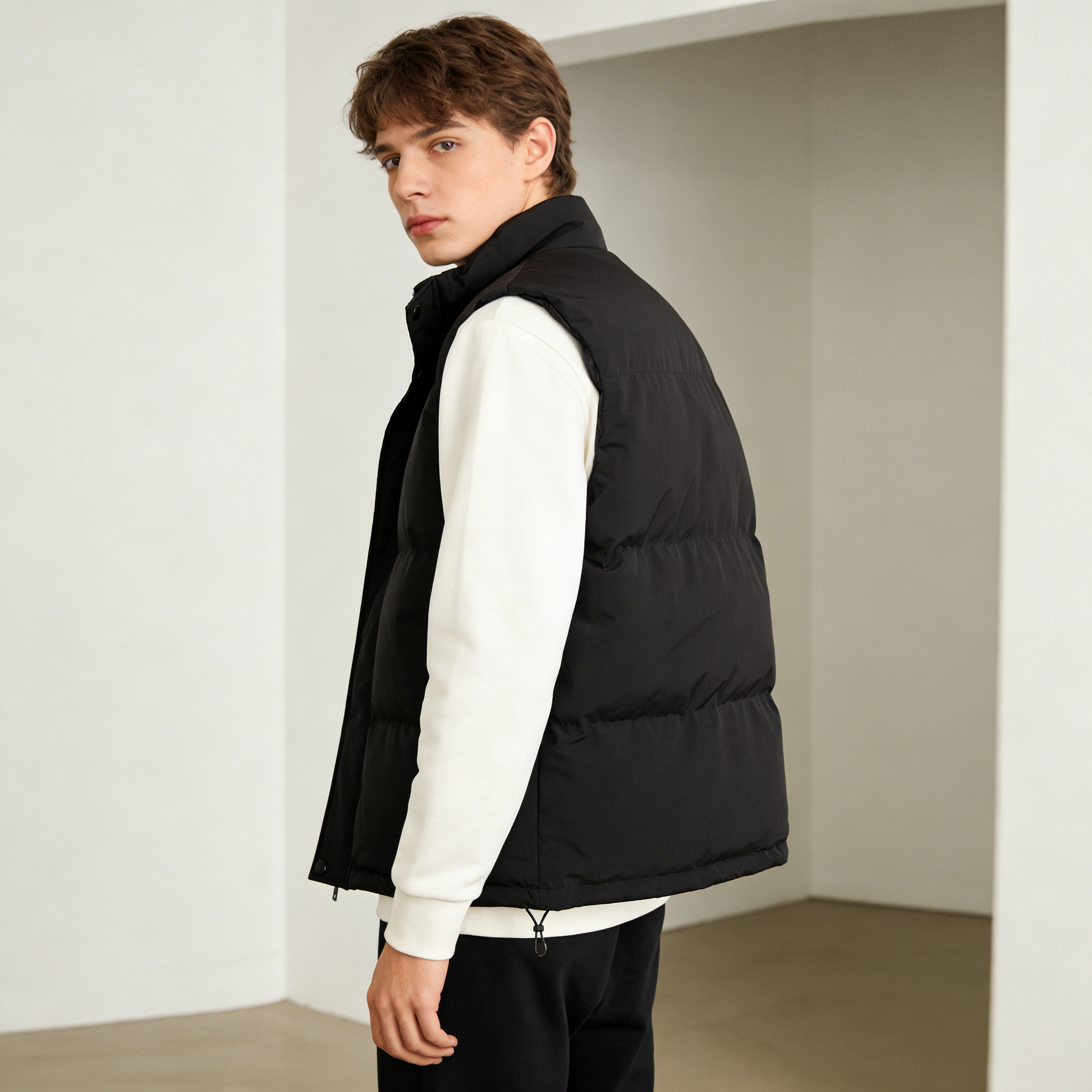  Premium Fleece-Lined Sleeveless Jackets for Bulk Orders