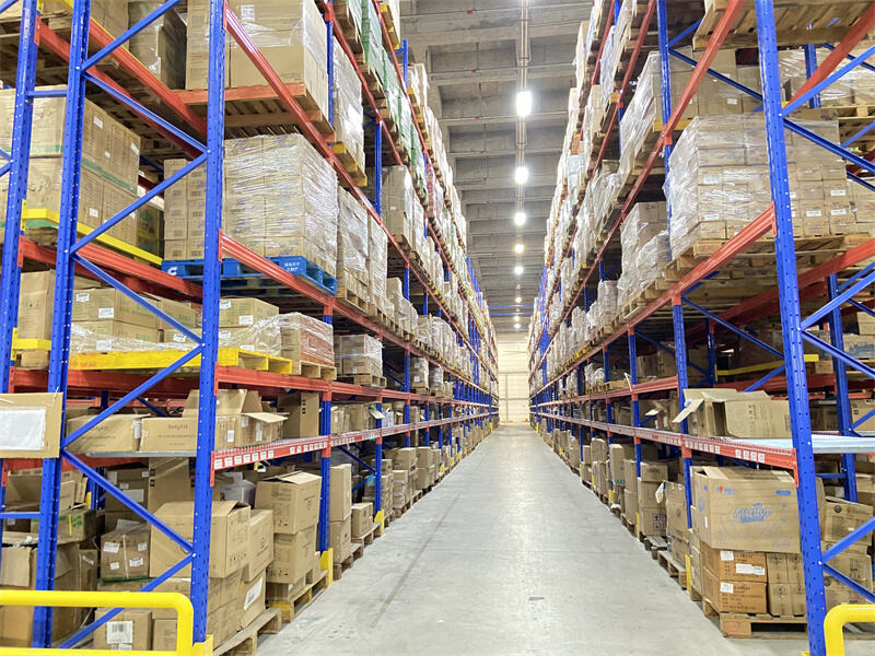 Ano ang mga pagkakaiba sa pagitan ng double-depth racks at ordinaryong heavy-duty racks?