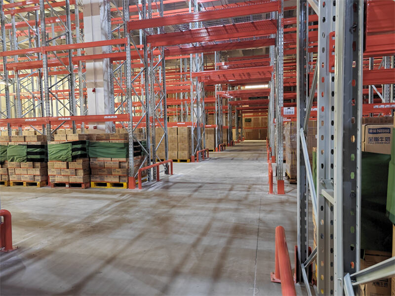 pallet rack shelving.jpg