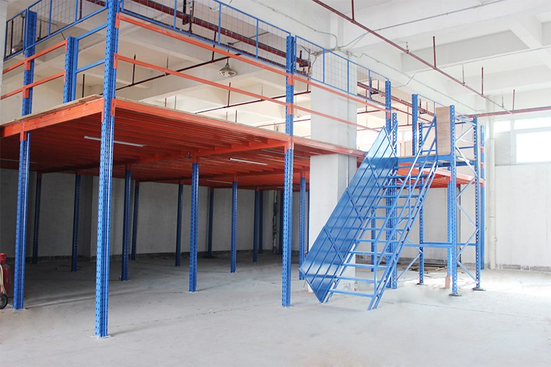 Mezzanine Shelves: Your Warehouse’s Space-Maximizing Expert