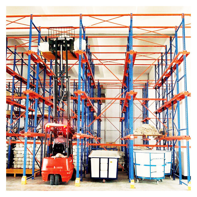 கனமான பயன்பாட்டிற்கான டிரைவ்-இன் பேலட் ராக்ஸ் – கிடங்கு சேமிப்புத் திறன் மற்றும் திறனை அதிகரிக்கின்றன