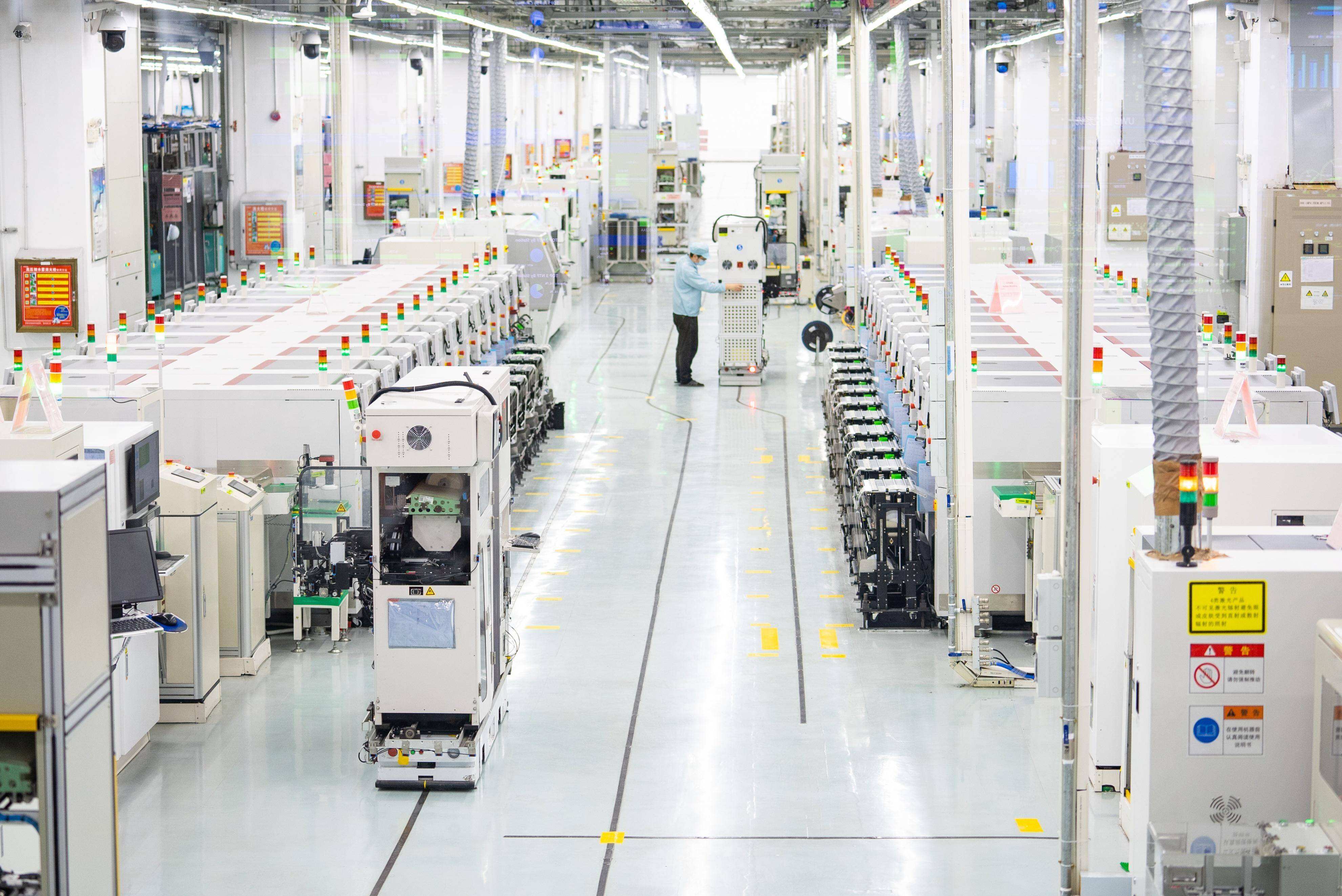 The Power of Precision: How Our Miniature Linear Guides Drive Efficiency in Foxconn's iPhone Production Lines