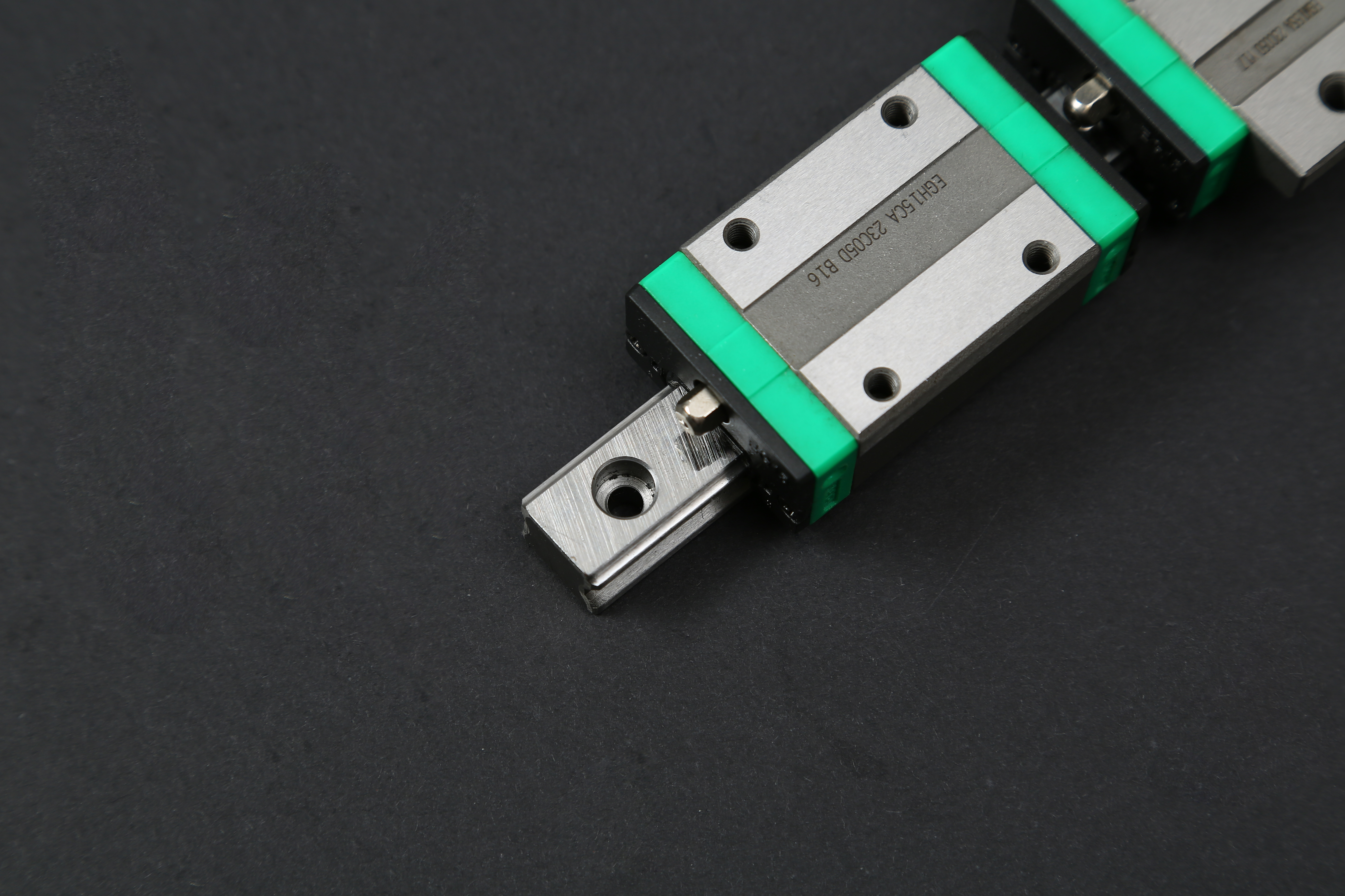 การออกแบบแบริ่งเชิงเส้นส่งผลต่อประสิทธิภาพของเครื่องจักรอย่างไร?