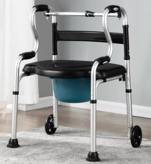 Comment choisir entre un déambulateur et un rollator ?