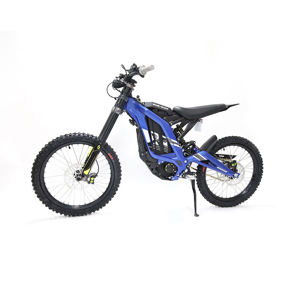 La moto tout-terrain électrique Surron nécessite-t-elle moins d’entretien que les modèles KTM ?
