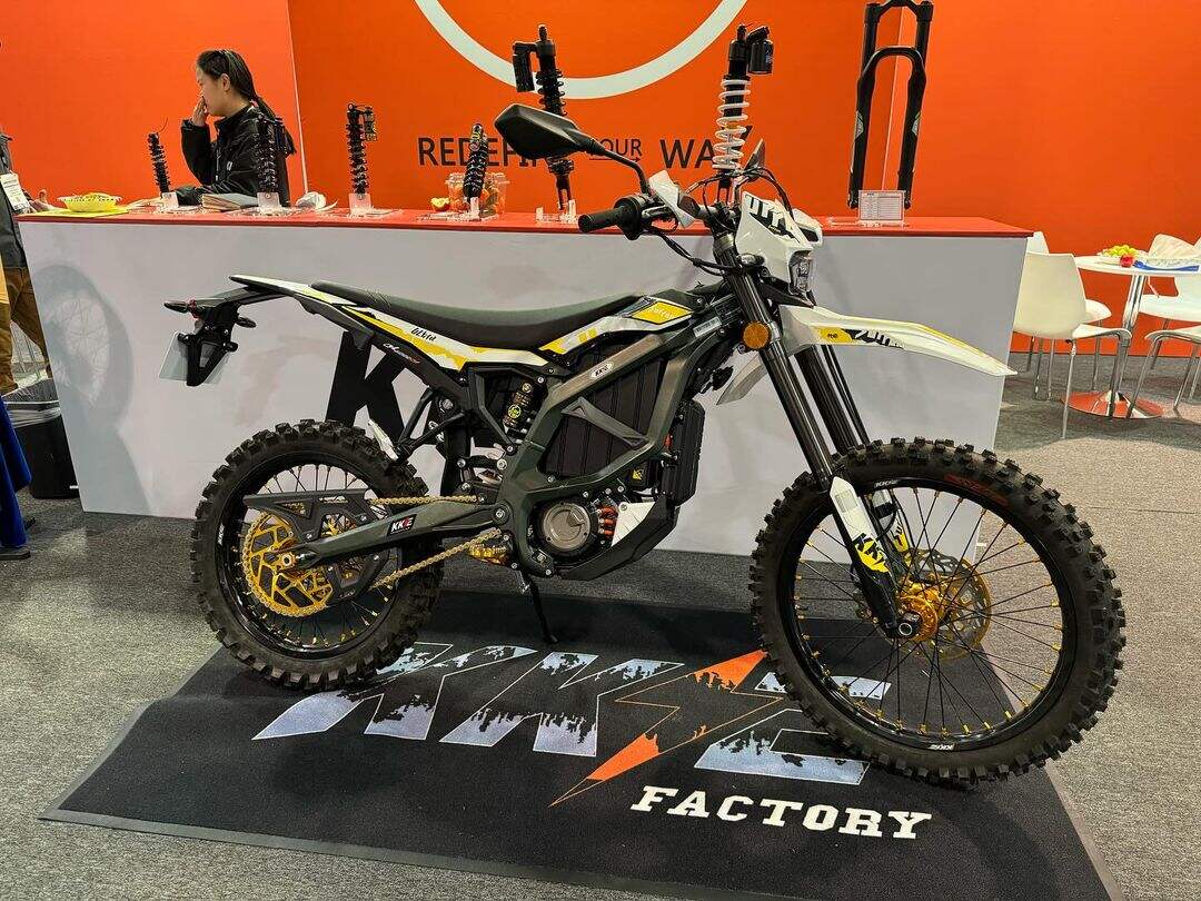 Surron Light Bee L1E: The Ultimate Electric Dirt Bike for