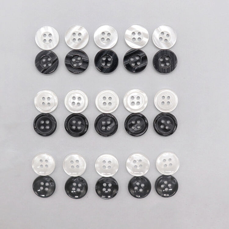 11.5mm 4 holes button