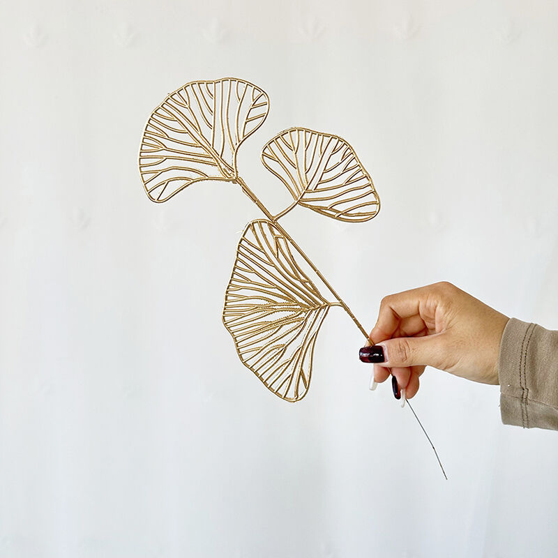 Utilisez ces fleurs artificielles dans des compositions, des bouquets et plus encore