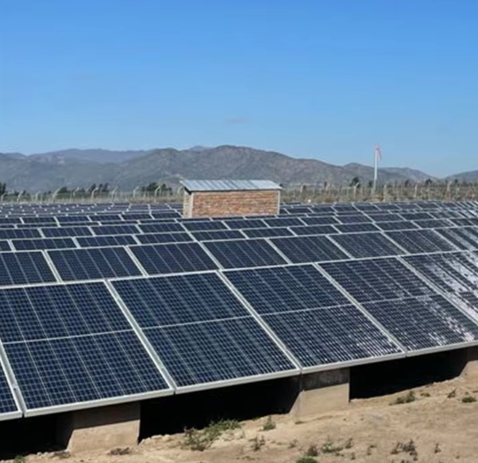 Can Solar Mounting Systems Be Customized for Commercial Projects?
