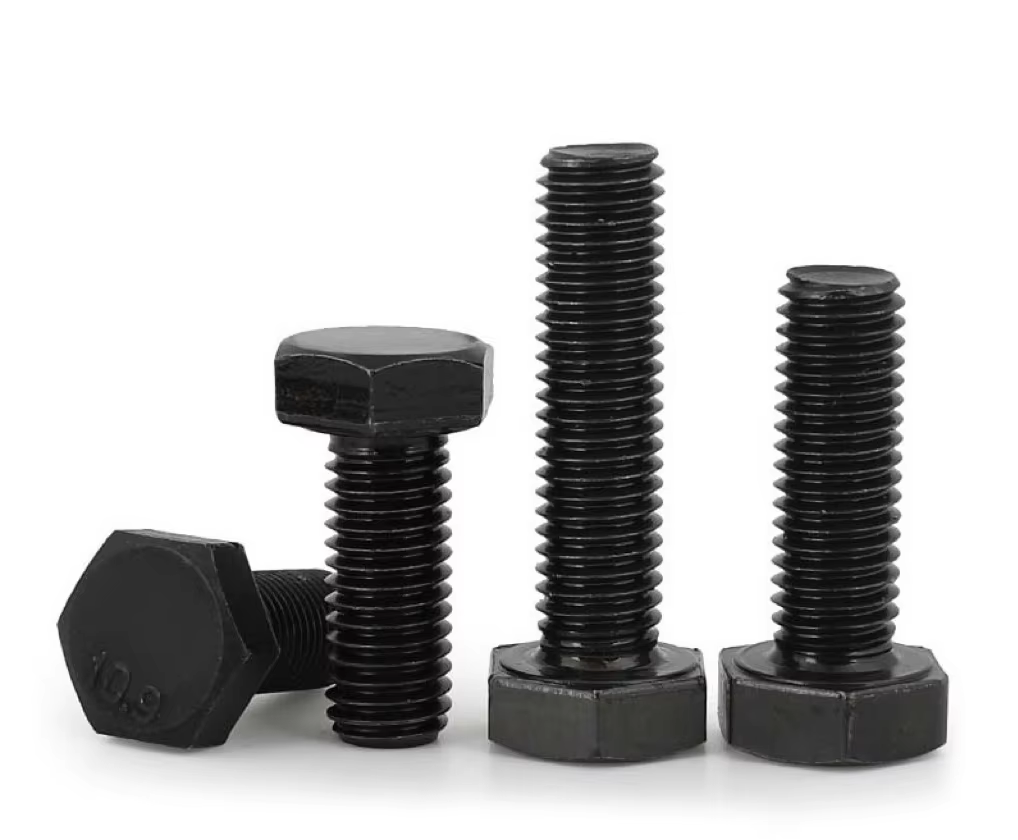 مصمم للبيئات القاسية: مسامير مقاومة للماء تدوم أطول من العناصر الجوية