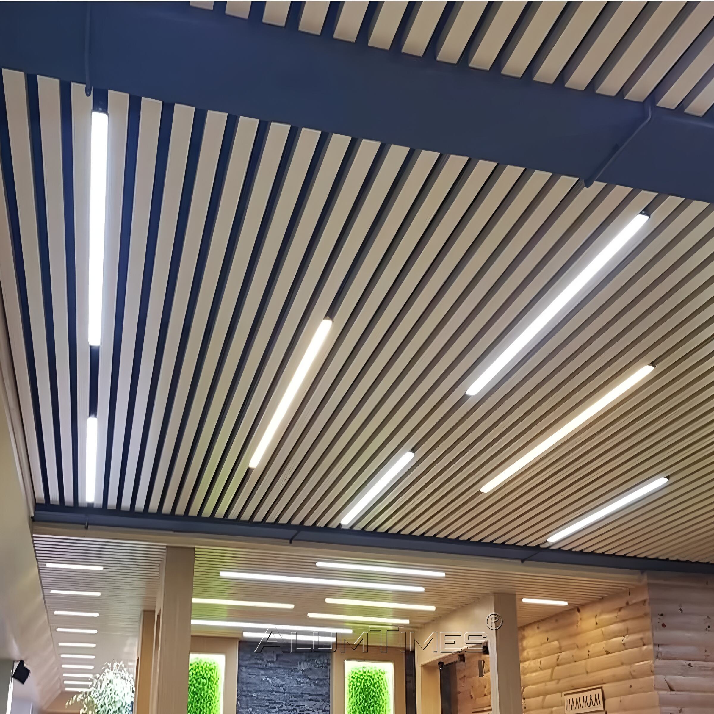 Decorative Aluminum Baffle Suspended Ceiling for Modern Interior
