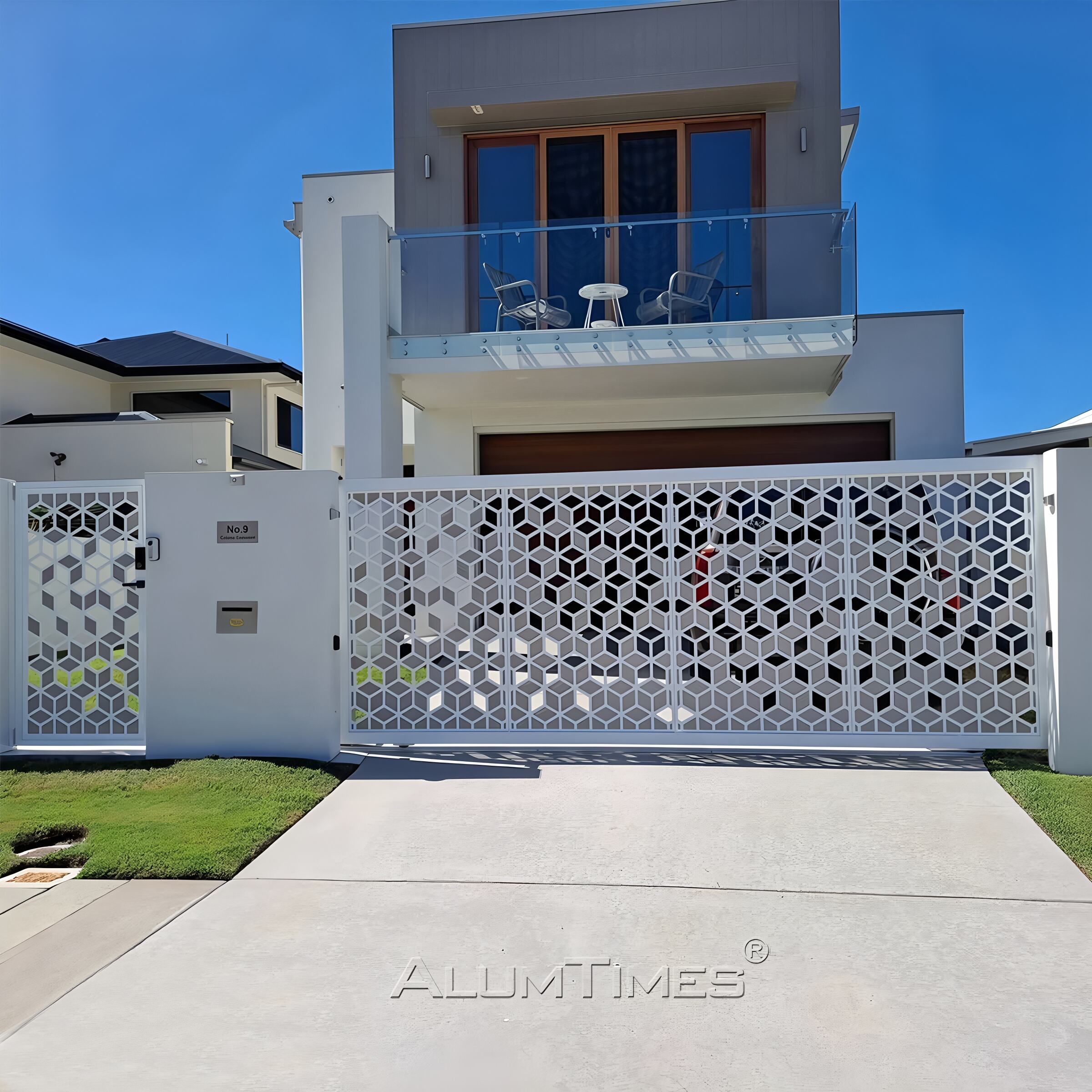 ALUMTIMES High-Strength Aluminum Fence: Corrosion-Resistant & Rust-Proof for Long-Lasting Performance 