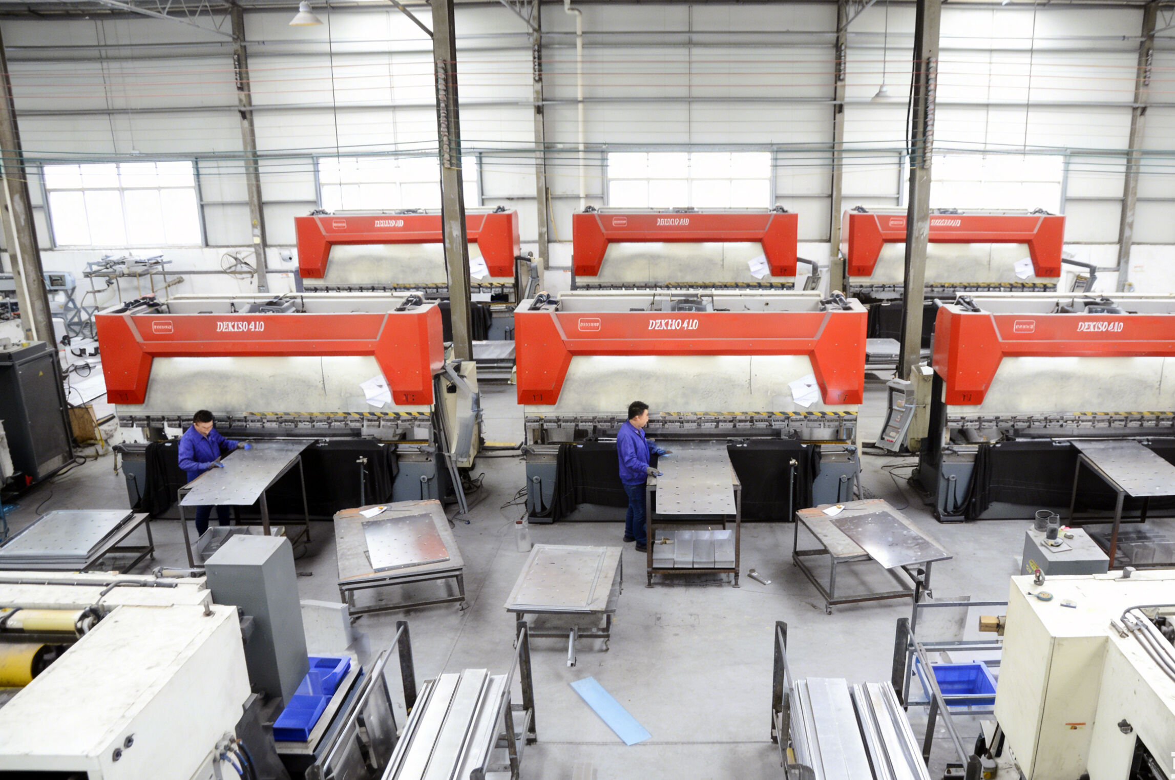 Hydraulic bending machine -- 18 units 