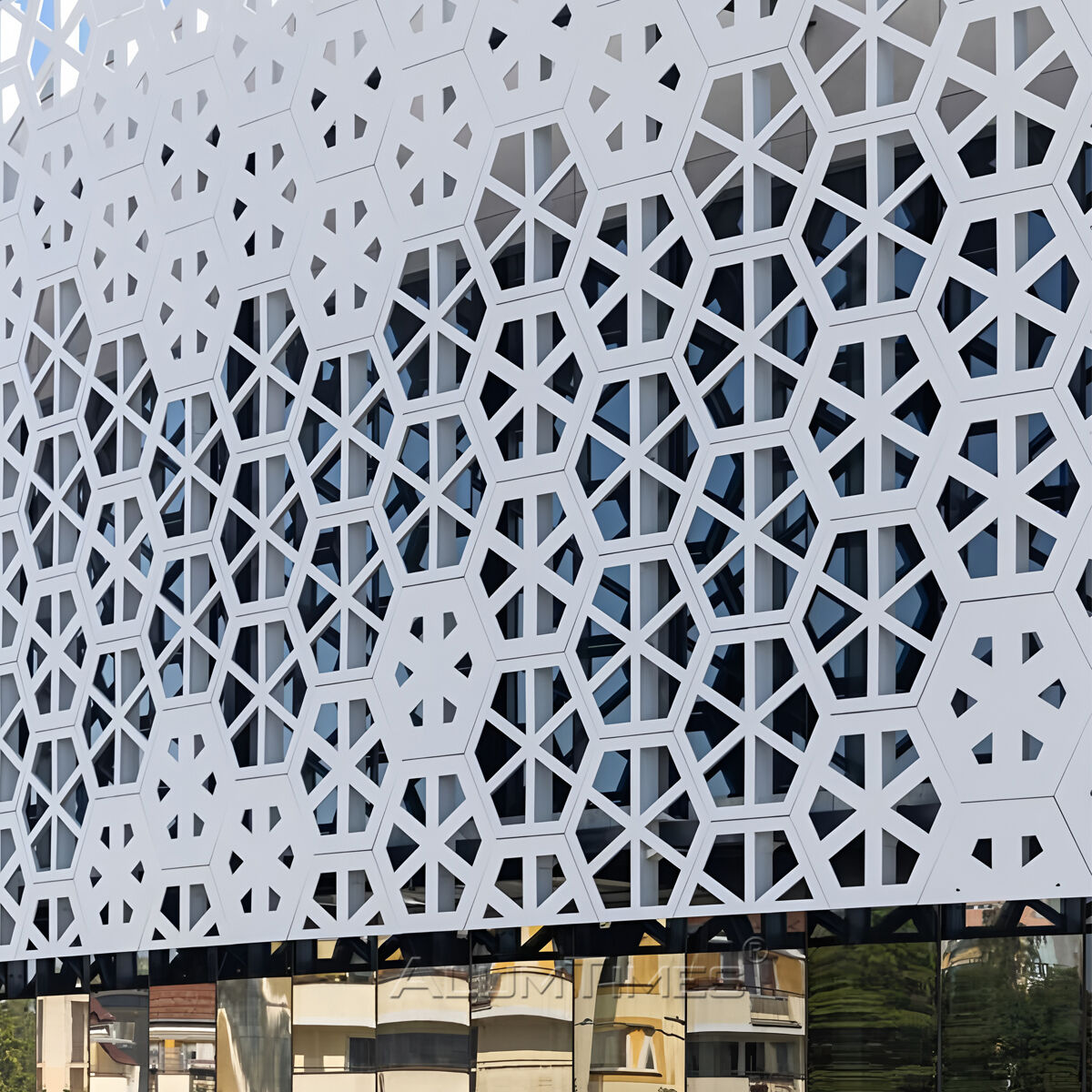 Modern Aluminum Laser Cut Curtain Wall Project Outdoor Shaped Decorative Panel