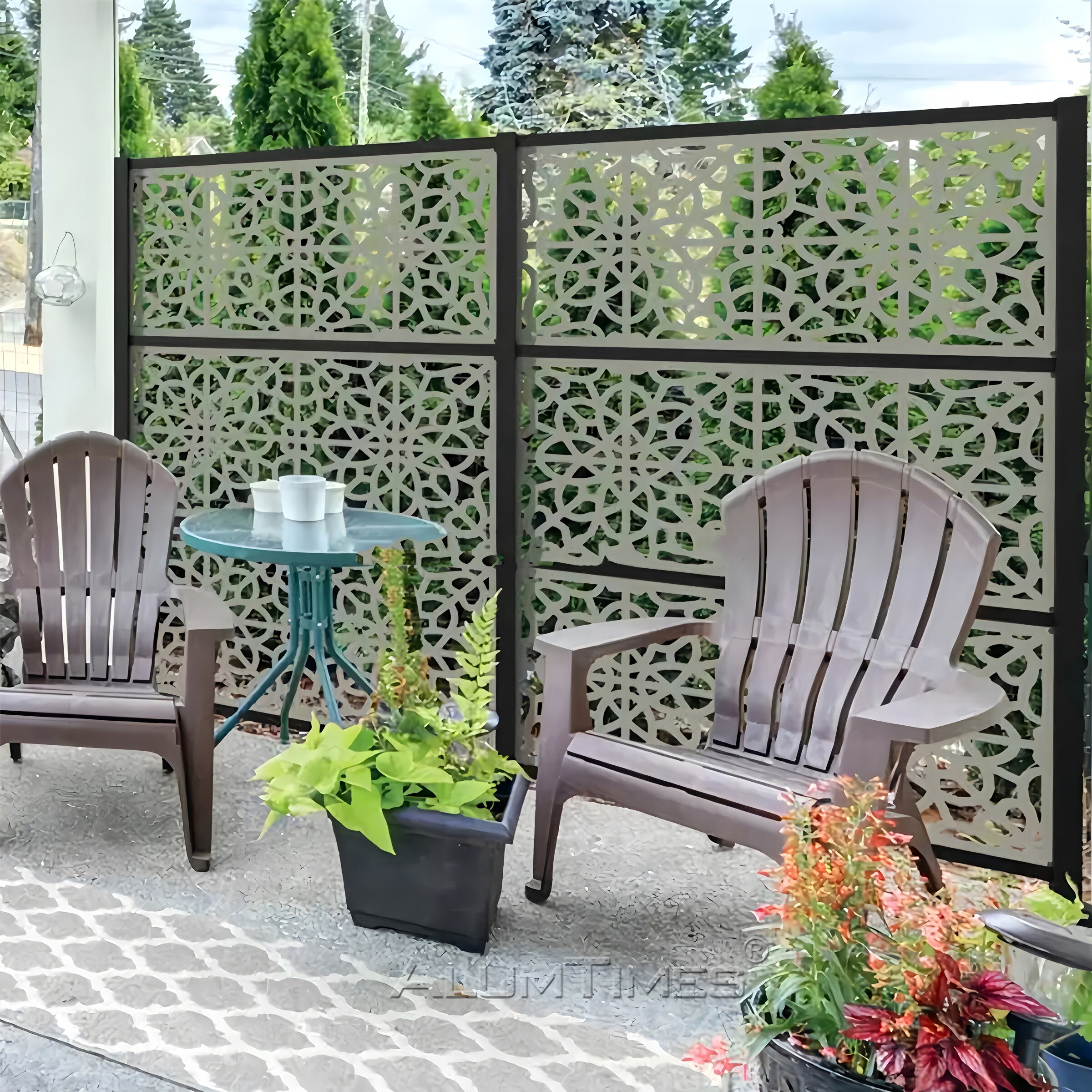 Durable Aluminum Privacy Screens for Home & Garden