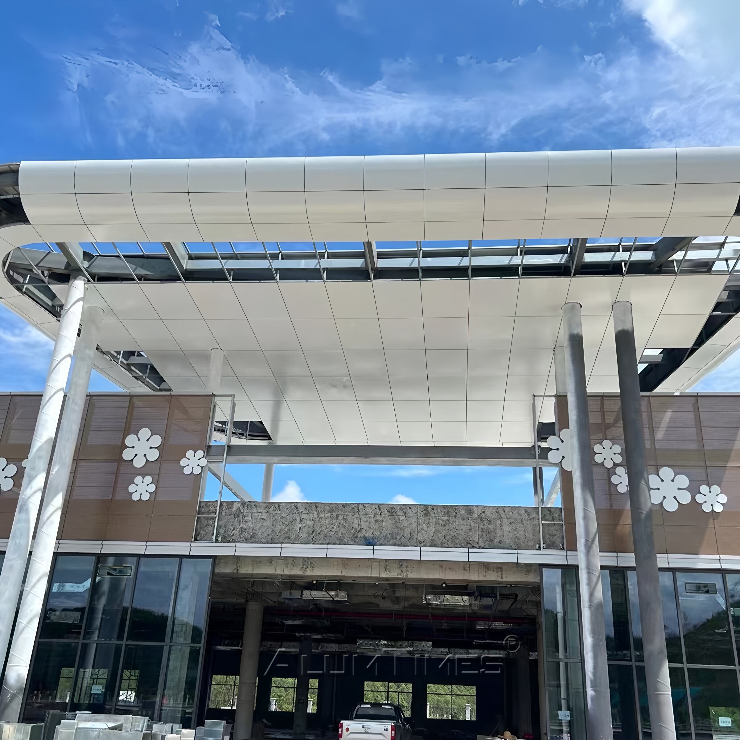 Customized Modern Facaed Design Aluminum Solid Panel