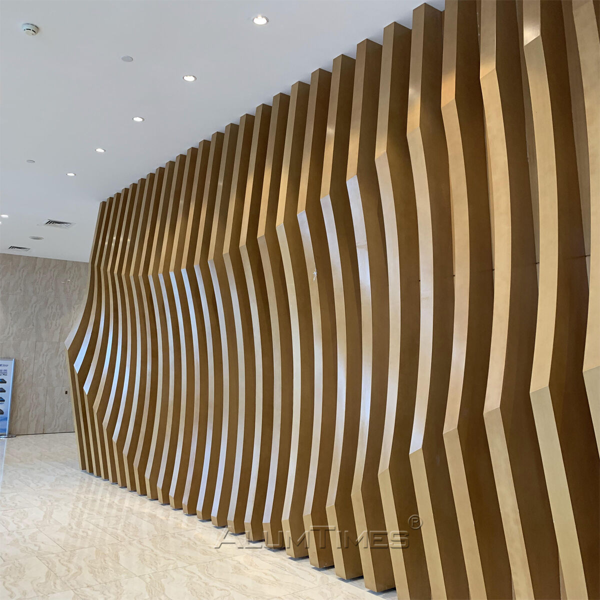 Artistic Aluminum Arc-shaped Soundproof Wave Wall Baffle